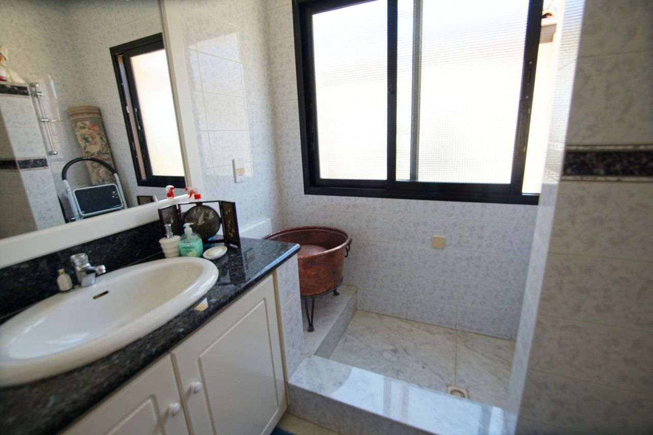 Вилла в Пафосе, Кипр, 220 м² - фото 17