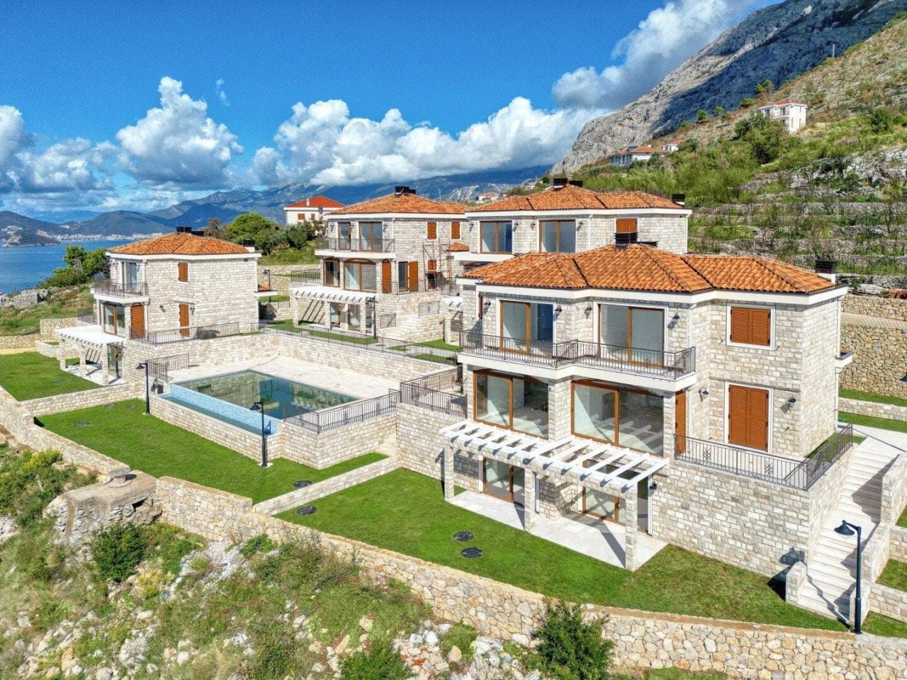 Вилла в Будве, Черногория, 130 м² - фото 2