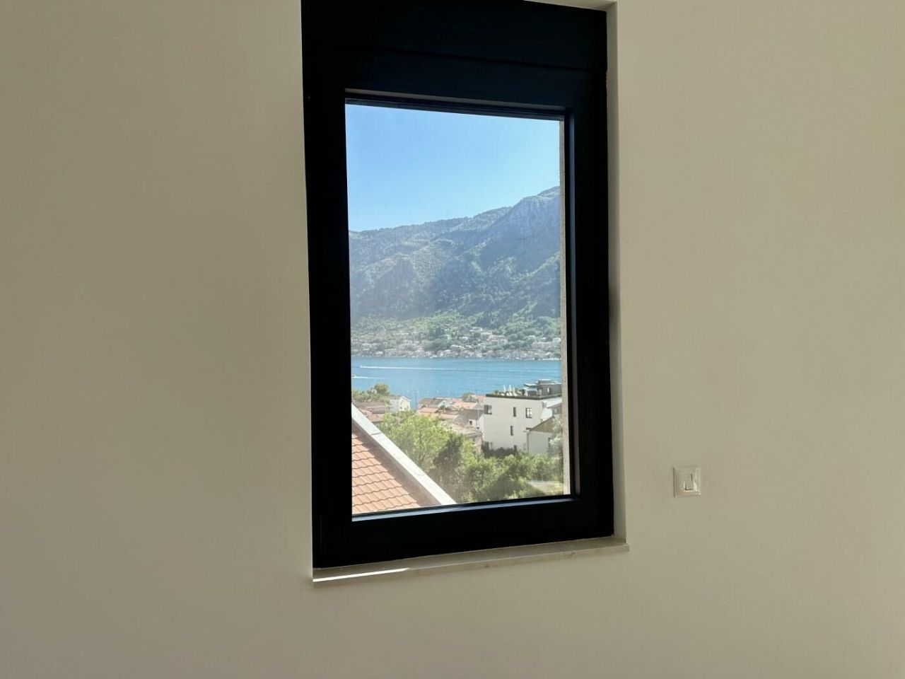 Квартира в Доброте, Черногория, 76 м² - фото 10