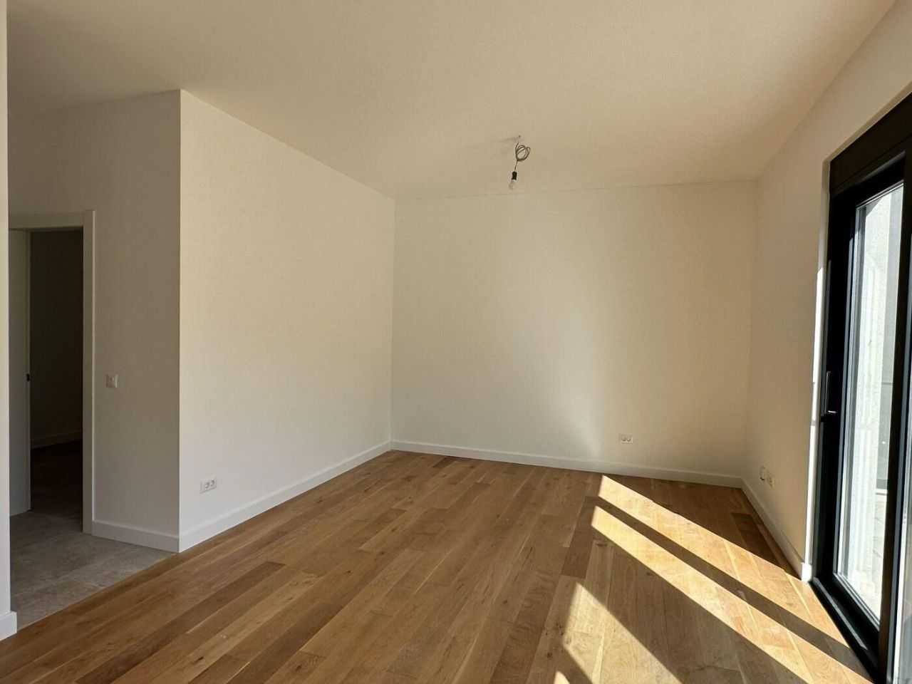 Квартира в Доброте, Черногория, 76 м² - фото 18