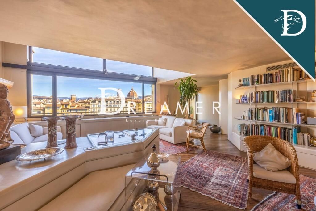 Апартаменты во Флоренции, Италия, 280.3 м² - фото 1