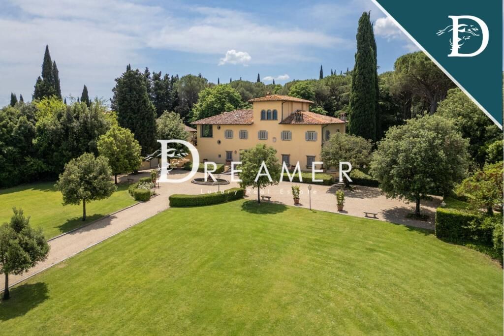 Вилла Carmignano, Италия, 1 301.35 м² - фото 1