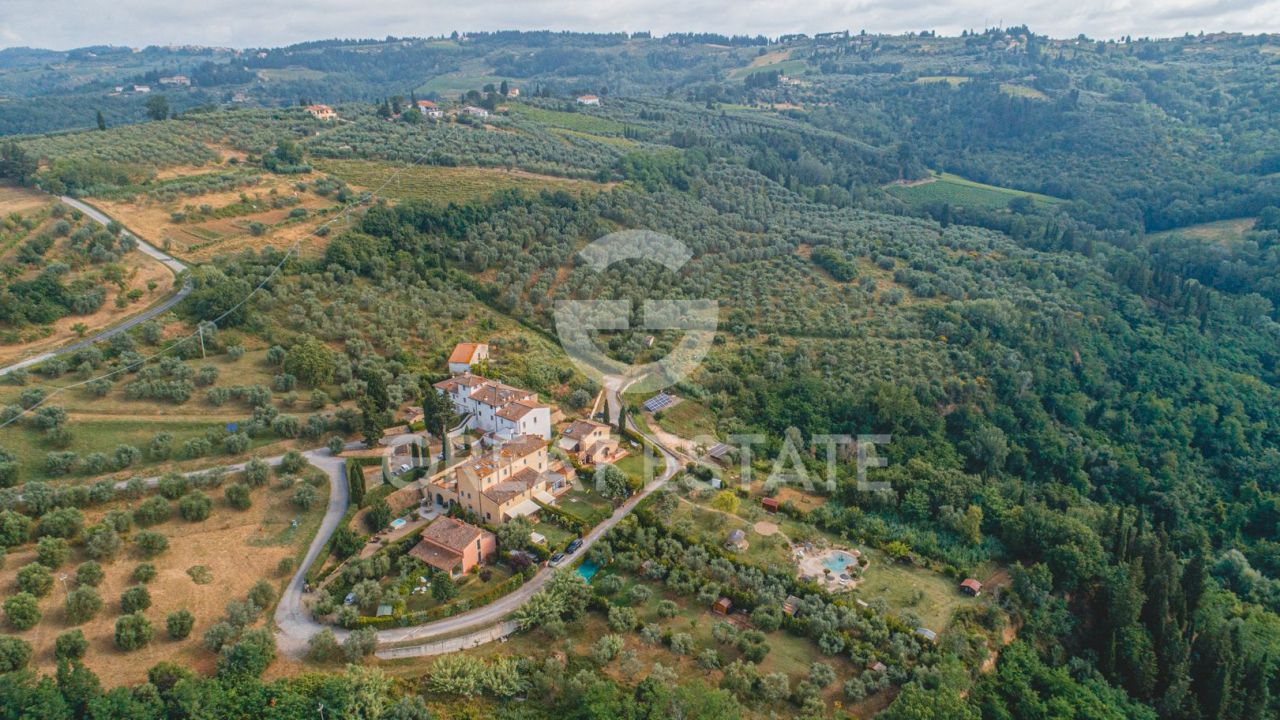 Дом Barberino Tavarnelle, Италия, 156.25 м² - фото 2