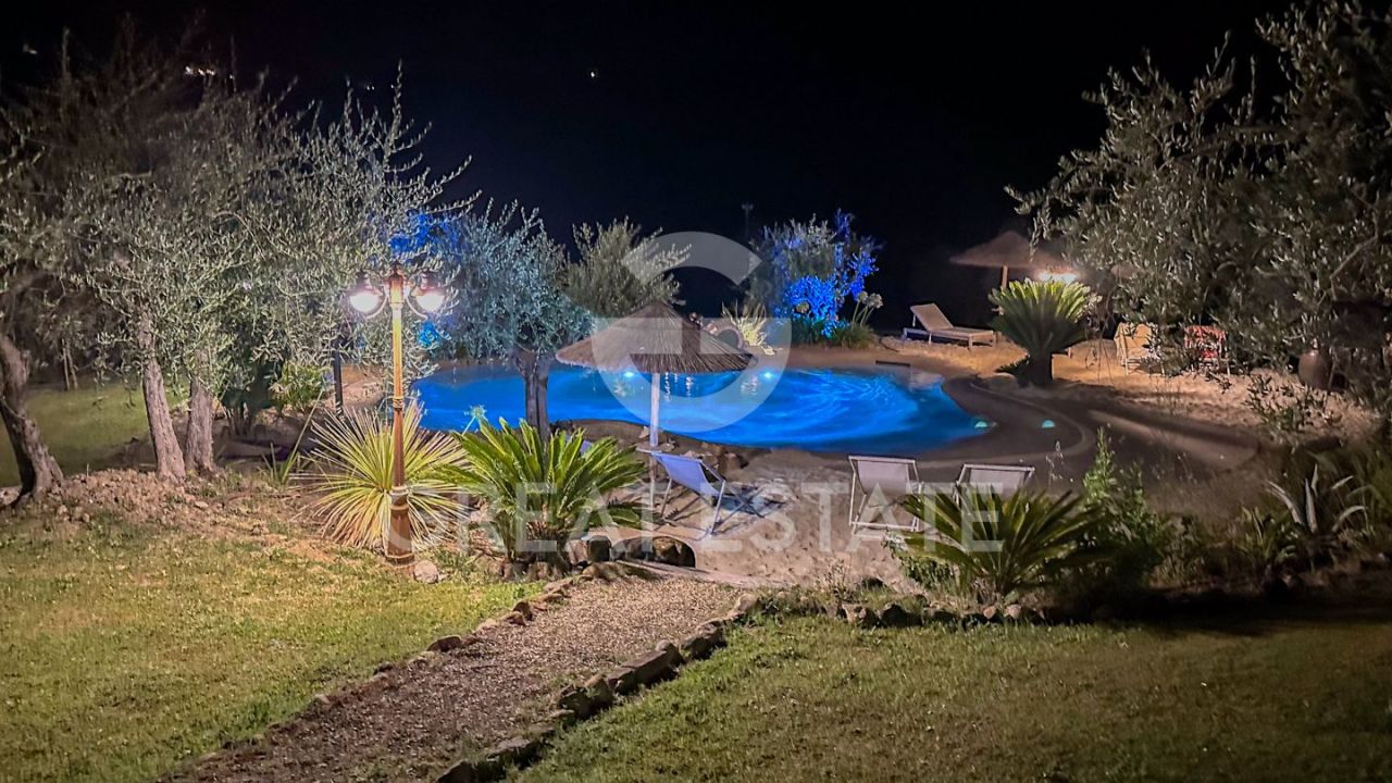 Дом Barberino Tavarnelle, Италия, 156.25 м² - фото 8