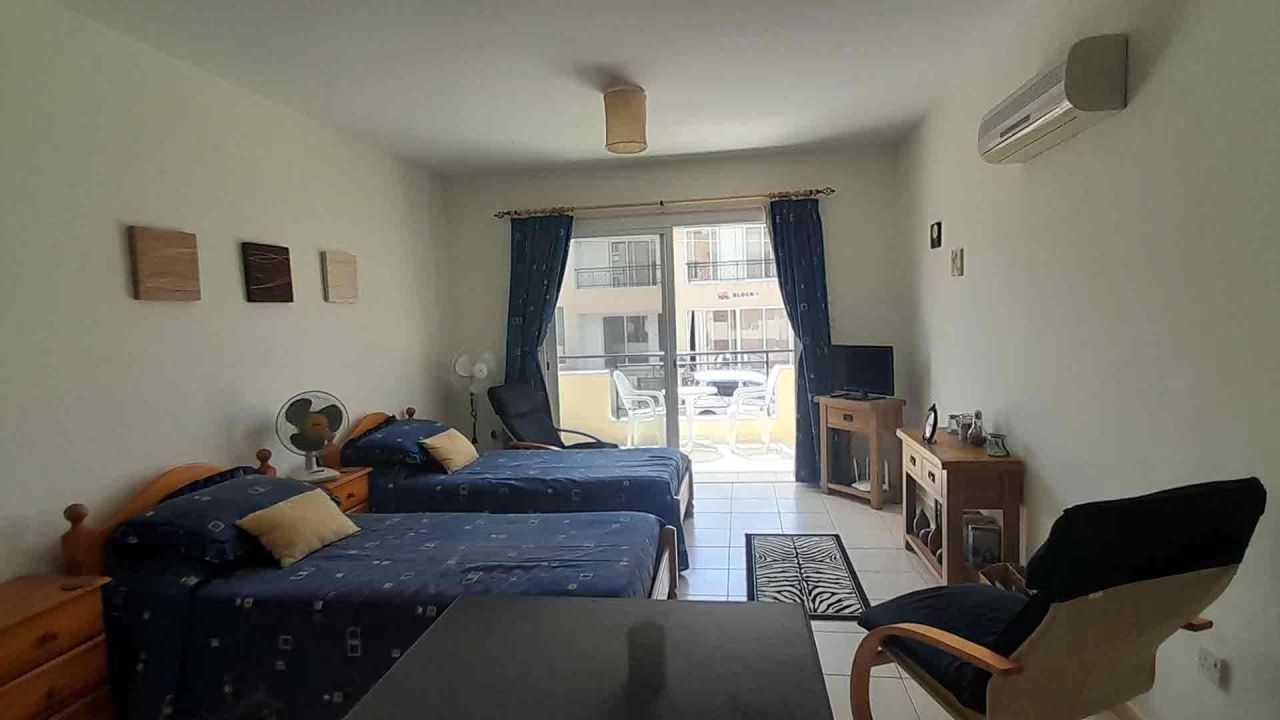 Квартира в Пафосе, Кипр, 45 м² - фото 1