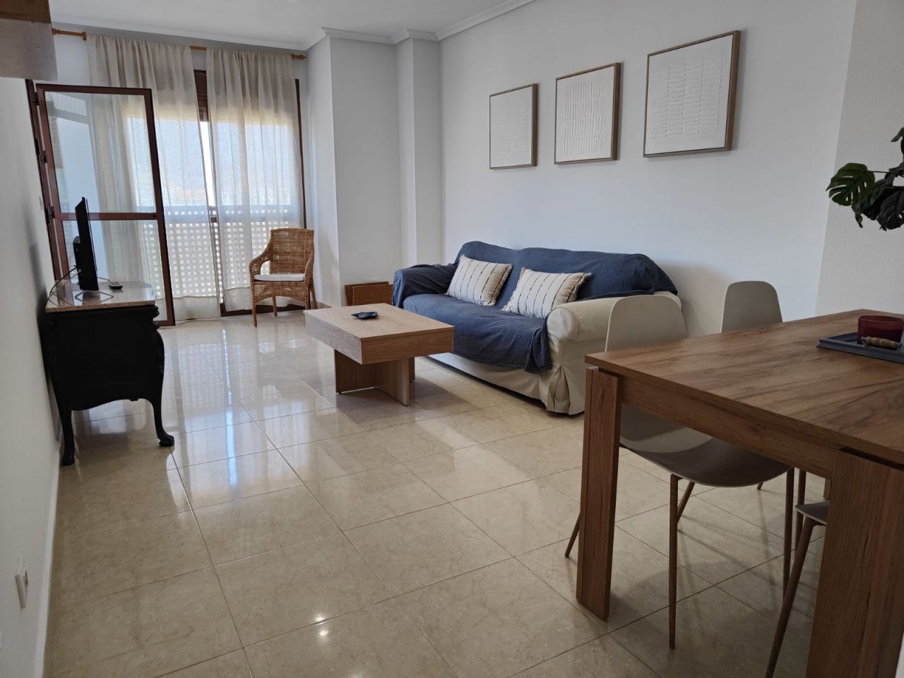 Апартаменты в Сан-Педро-дель-Пинатаре, Испания, 82 м² - фото 1