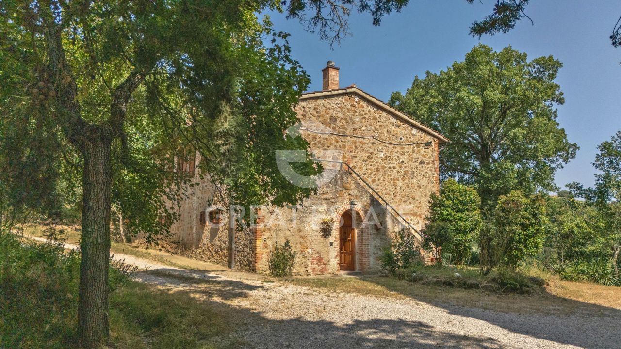 Дом в Торрита-ди-Сьене, Италия, 244 м² - фото 1