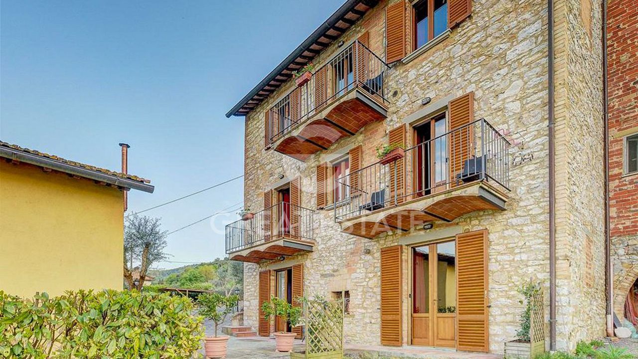 Дом в Маджоне, Италия, 324.5 м² - фото 4