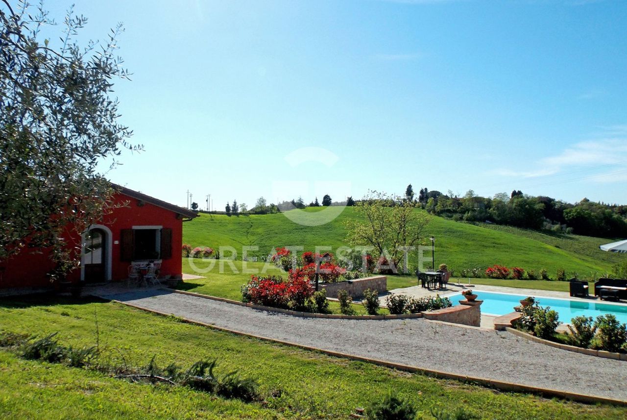 Дом в Кастельфьорентино, Италия, 624.55 м² - фото 15