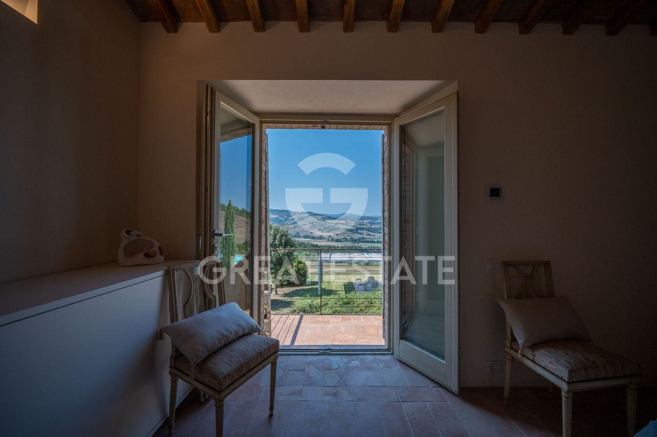 Дом в Вольтерре, Италия, 875 м² - фото 16