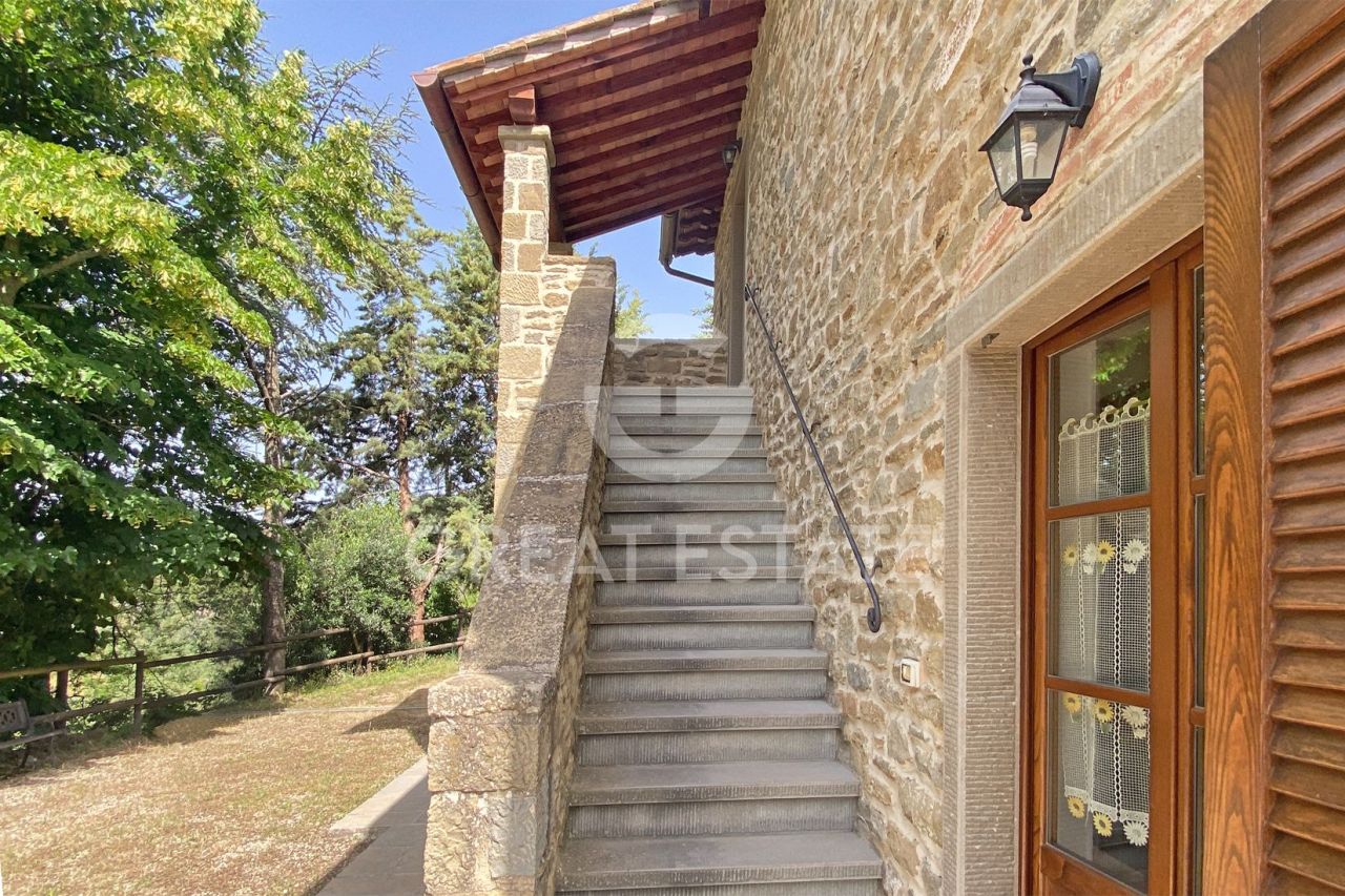 Дом в Кортоне, Италия, 212.35 м² - фото 17