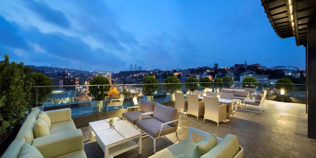 Отель, гостиница в Стамбуле, Турция, 6 000 м² - фото 1