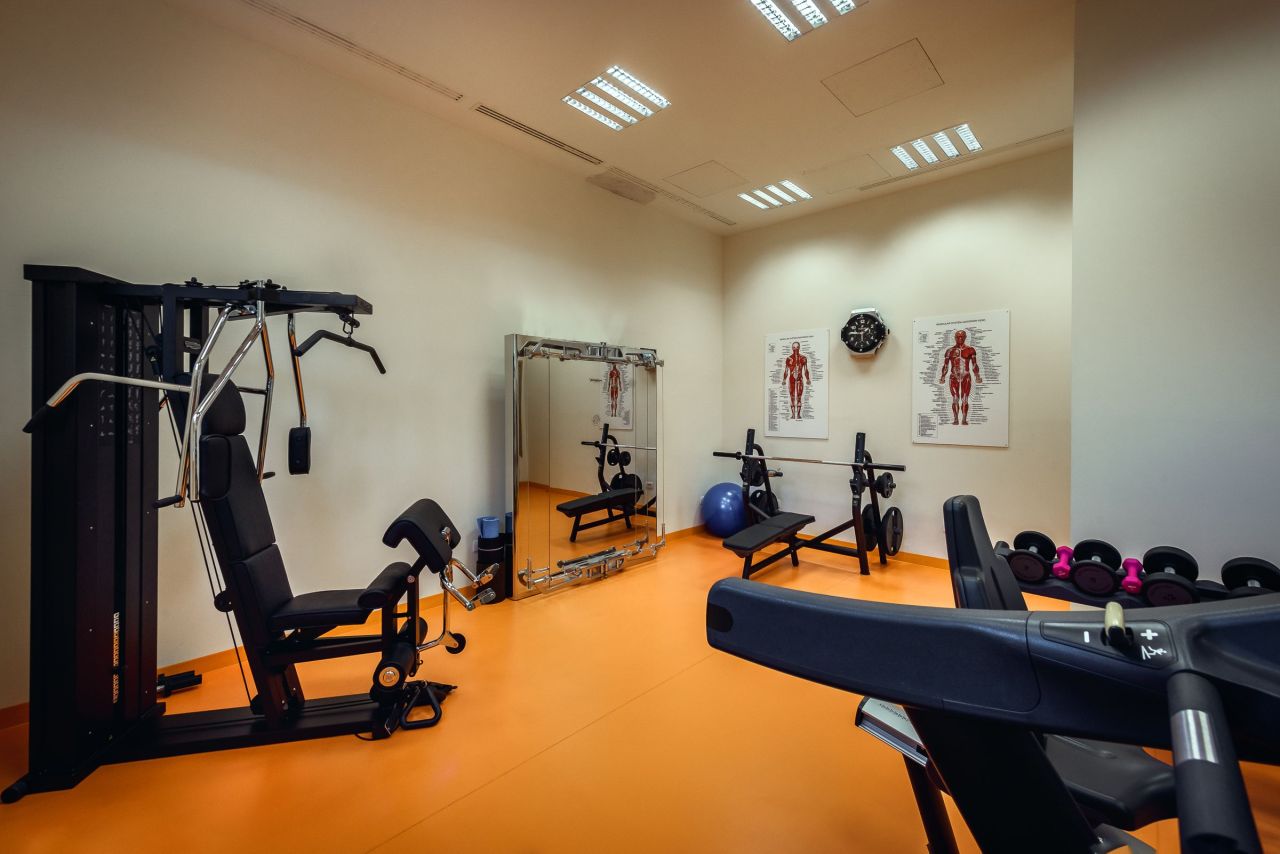 Квартира в Тивате, Черногория, 115 м² - фото 15