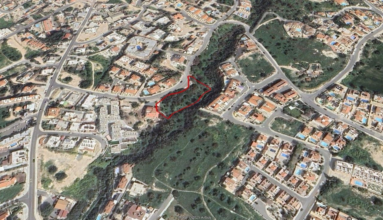 Земля в Пафосе, Кипр, 2 342 м² - фото 2