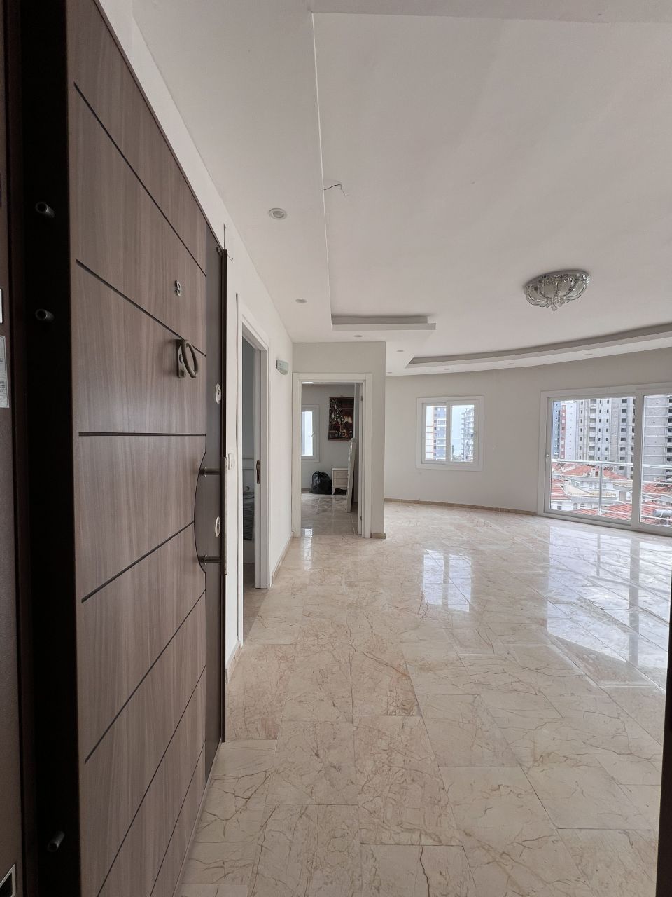 Квартира в Мерсине, Турция, 95 м² - фото 1
