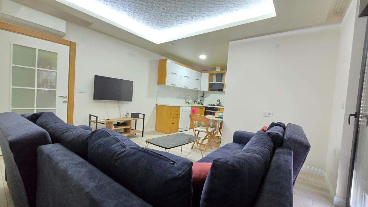 Квартира в Анталии, Турция, 70 м² - фото 1