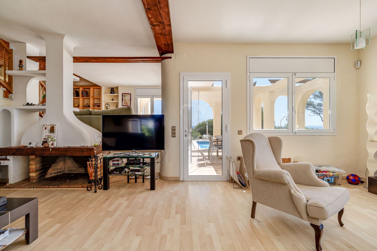 Вилла в Л'Амеллья-де-Мар, Испания, 354 м² - фото 7