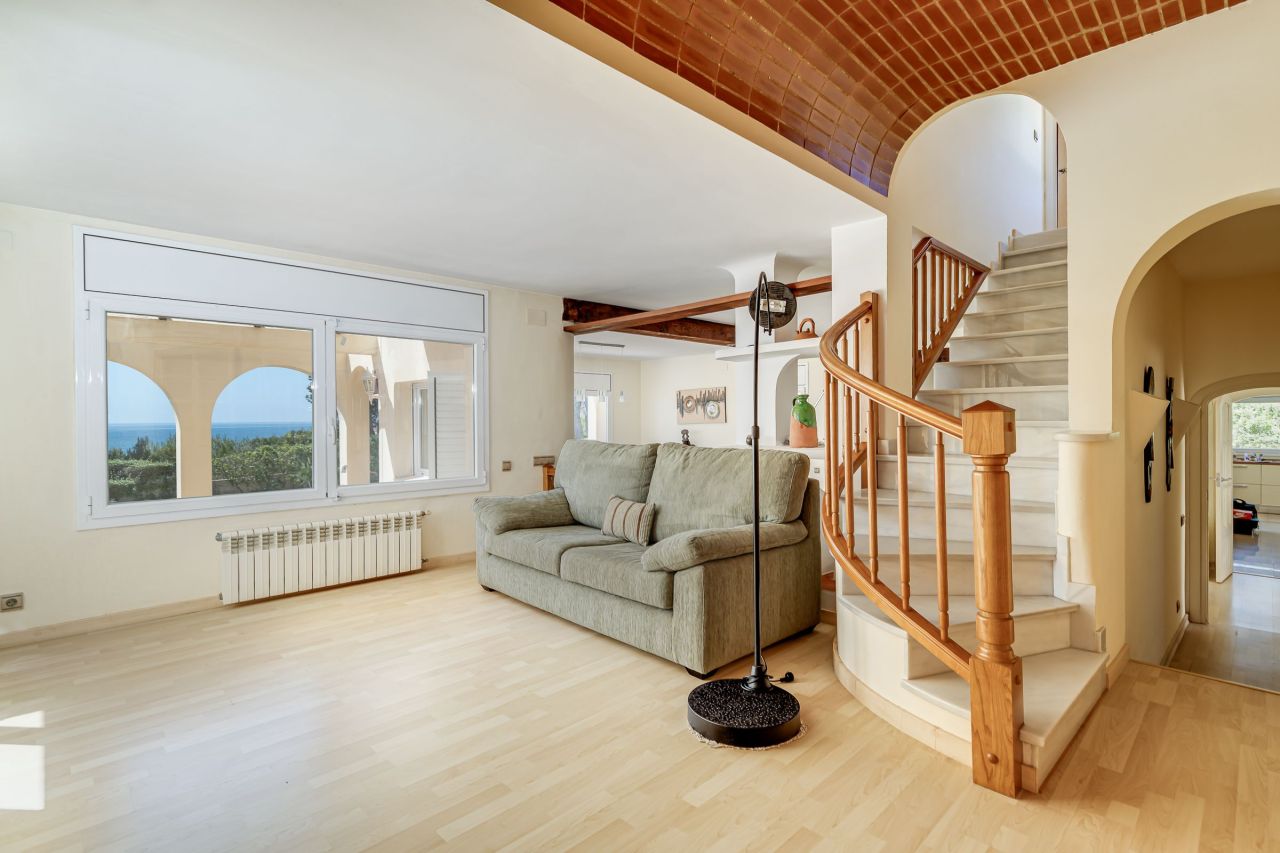 Вилла в Л'Амеллья-де-Мар, Испания, 354 м² - фото 8