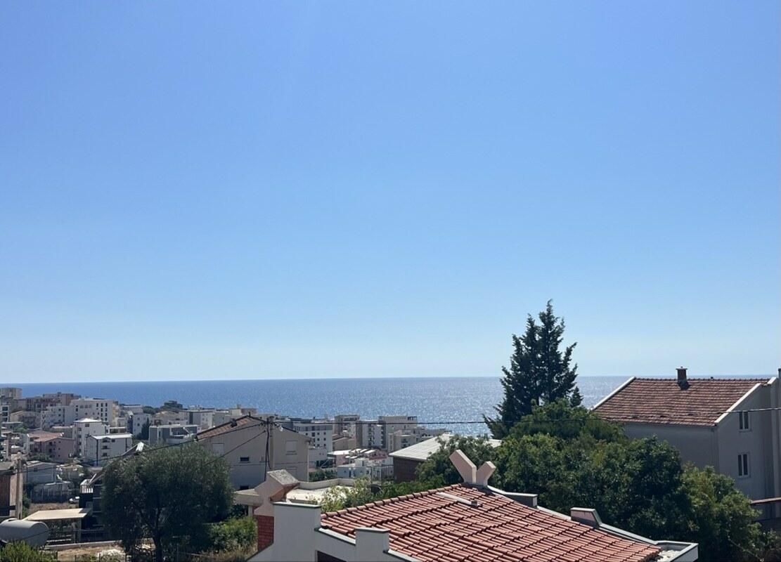 Дом в Добра Воде, Черногория, 170 м² - фото 2