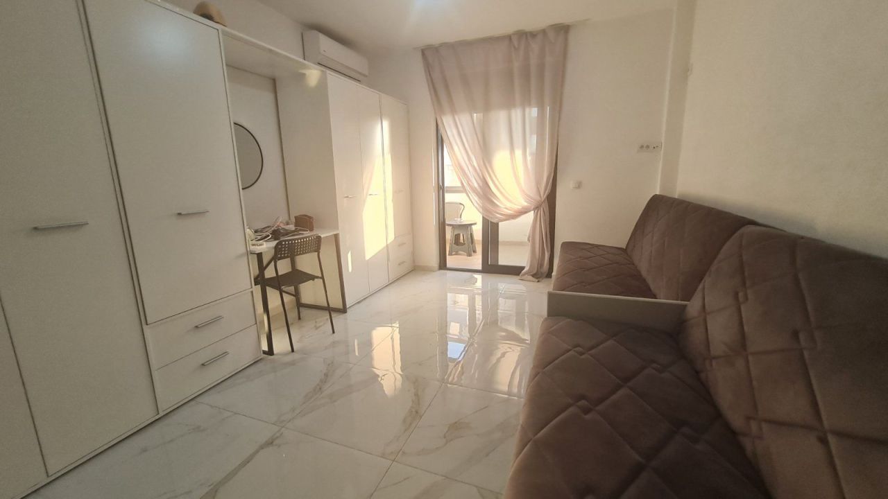 Квартира в Баре, Черногория, 30 м² - фото 5