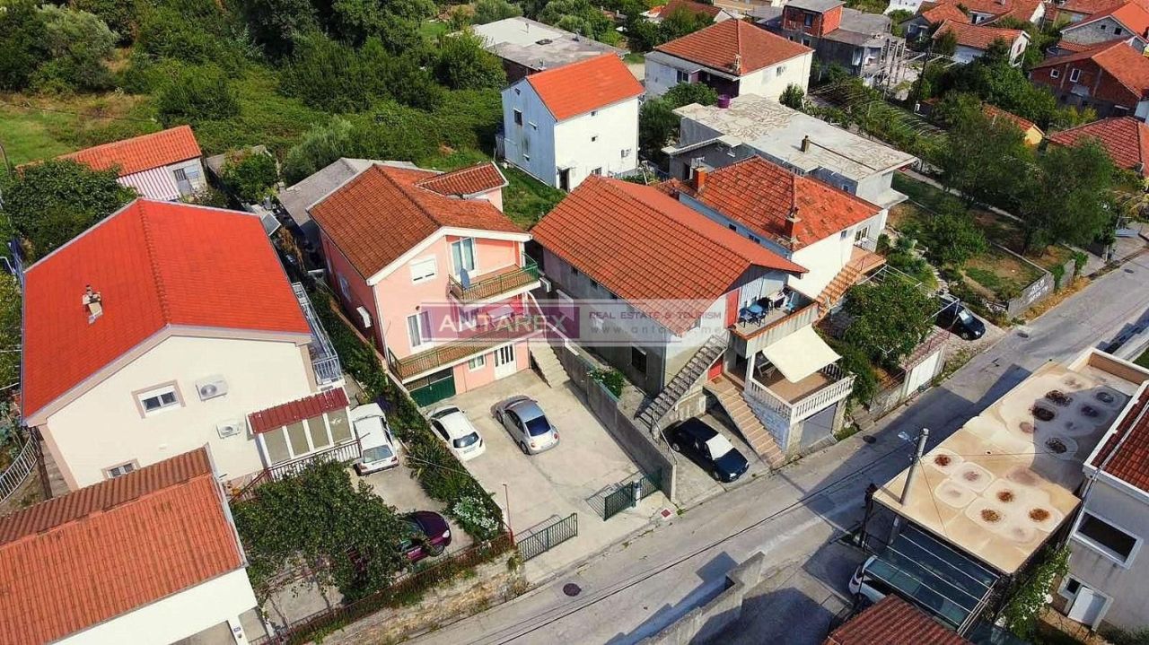 Апартаменты в Биеле, Черногория, 95 м² - фото 12