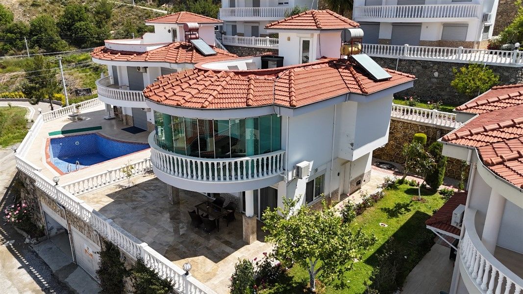 Вилла в Алании, Турция, 190 м² - фото 1