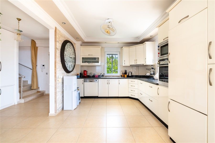 Вилла в Алании, Турция, 180 м² - фото 10