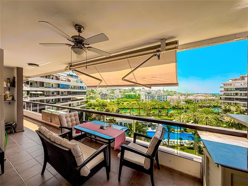 Квартира в Алании, Турция, 250 м² - фото 18