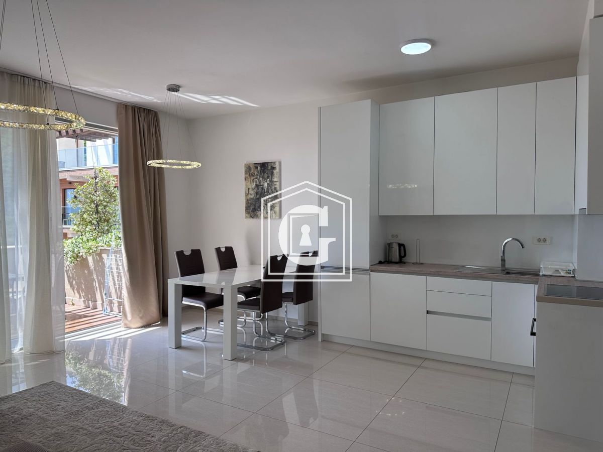 Апартаменты в Бечичи, Черногория, 98 м² - фото 4