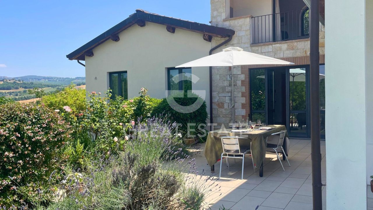 Дом в Тоди, Италия, 269.25 м² - фото 8