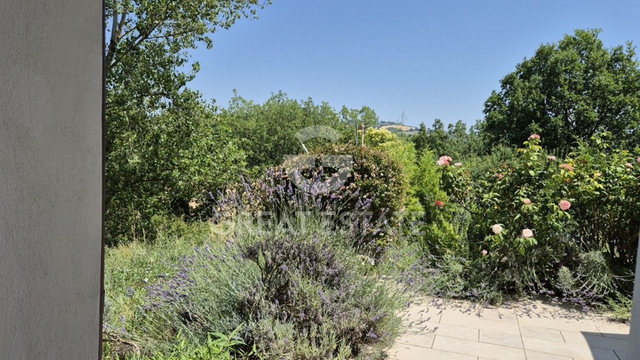 Дом в Тоди, Италия, 269.25 м² - фото 18