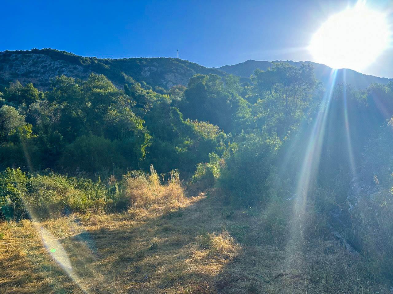 Земля в Добра Воде, Черногория, 1 550 м² - фото 3