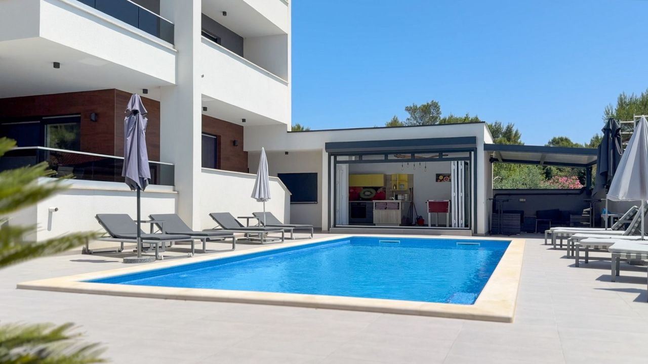 Вилла в Медулине, Хорватия, 300 м² - фото 3