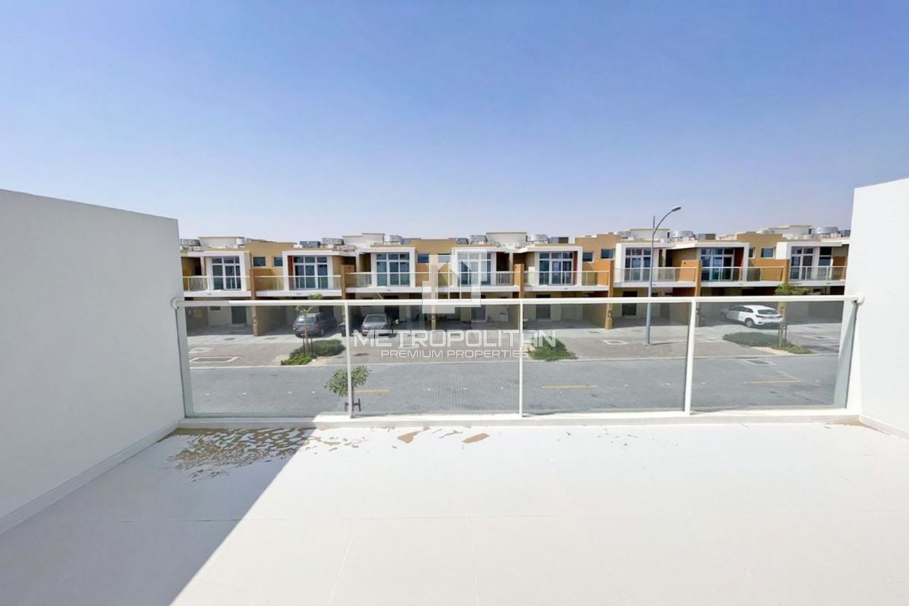 Таунхаус в Дубае, ОАЭ, 167 м² - фото 1