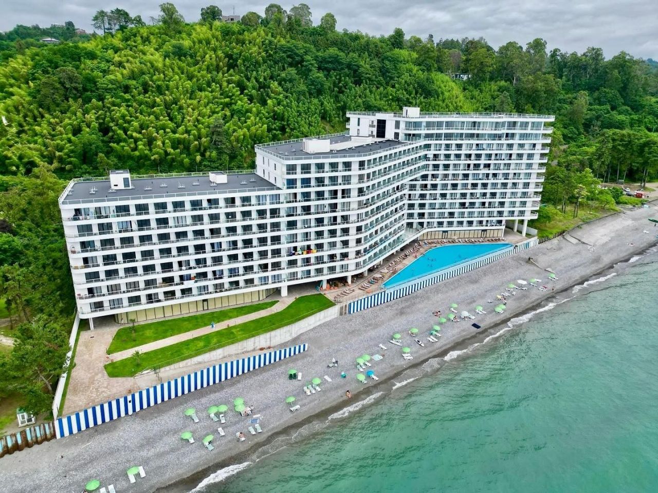Квартира в Батуми, Грузия, 35.4 м² - фото 1