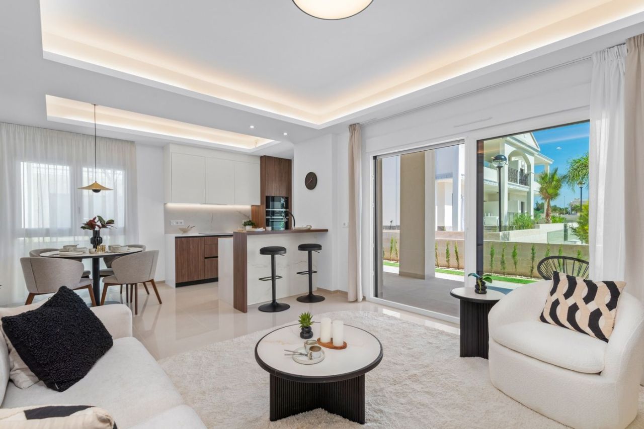 Апартаменты в Сьюдад-Кесада, Испания, 86 м² - фото 4