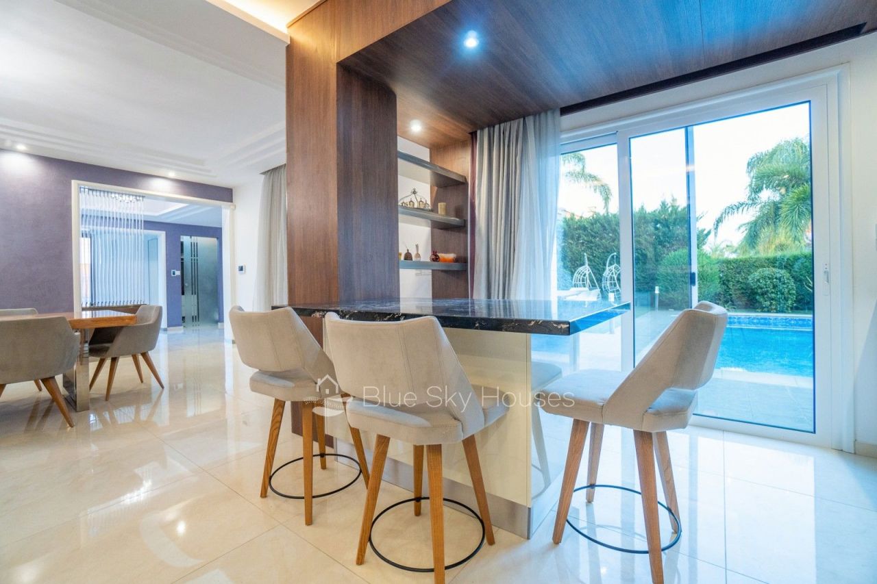 Вилла в Лимасоле, Кипр, 240 м² - фото 10