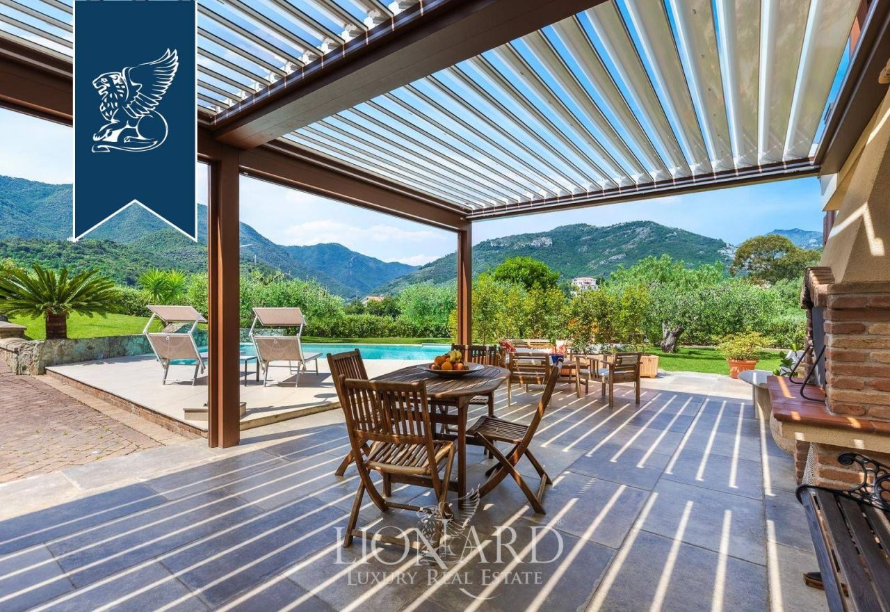 Вилла в Савоне, Италия, 300 м² - фото 5