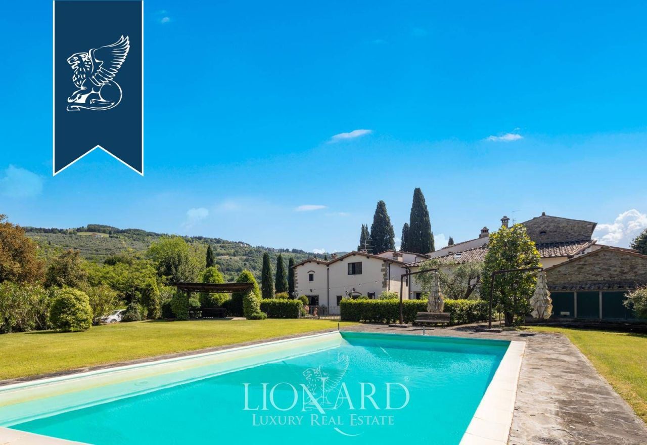 Ферма в Понтассьеве, Италия, 898 м² - фото 6