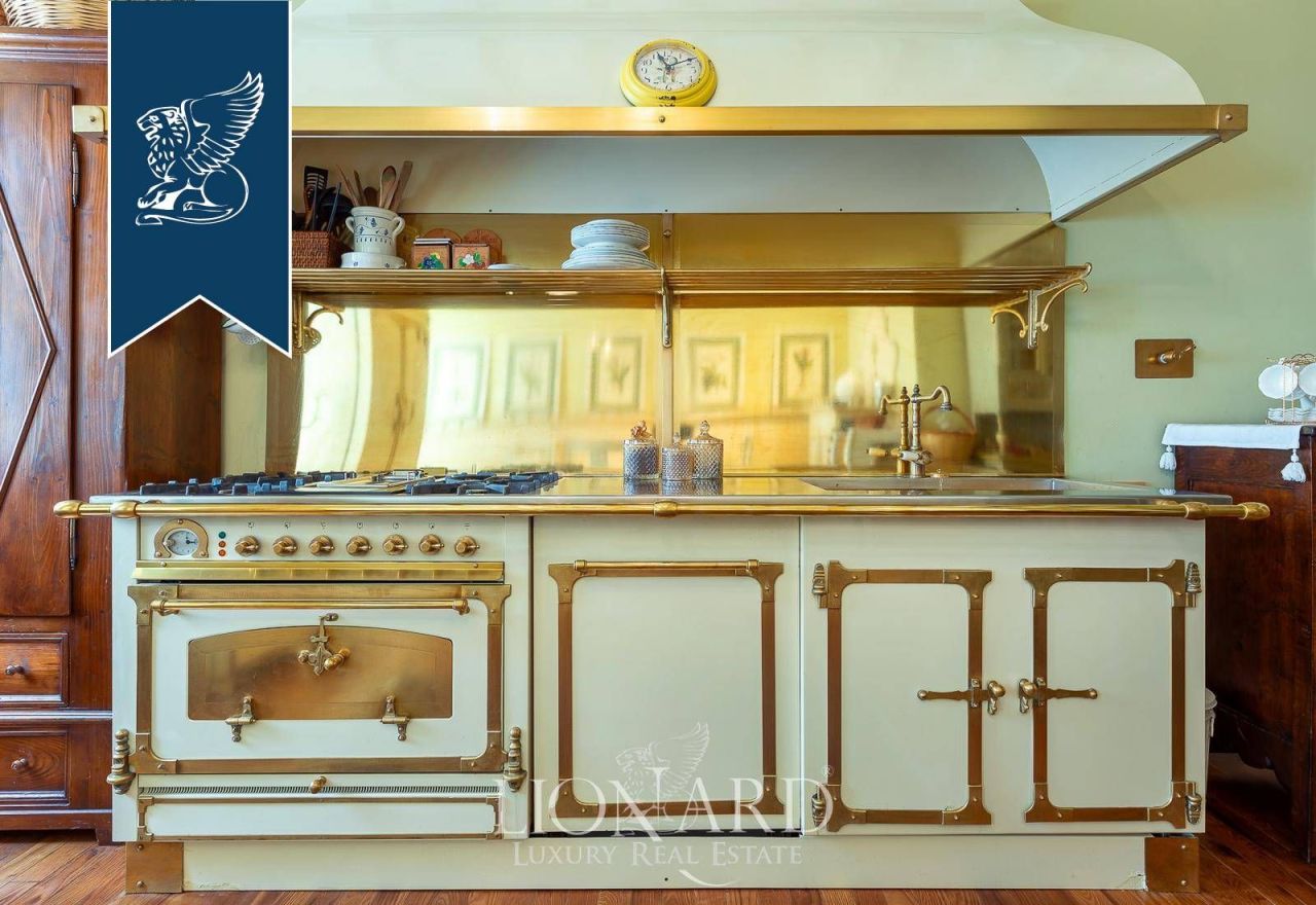 Апартаменты в Риме, Италия, 313 м² - фото 8