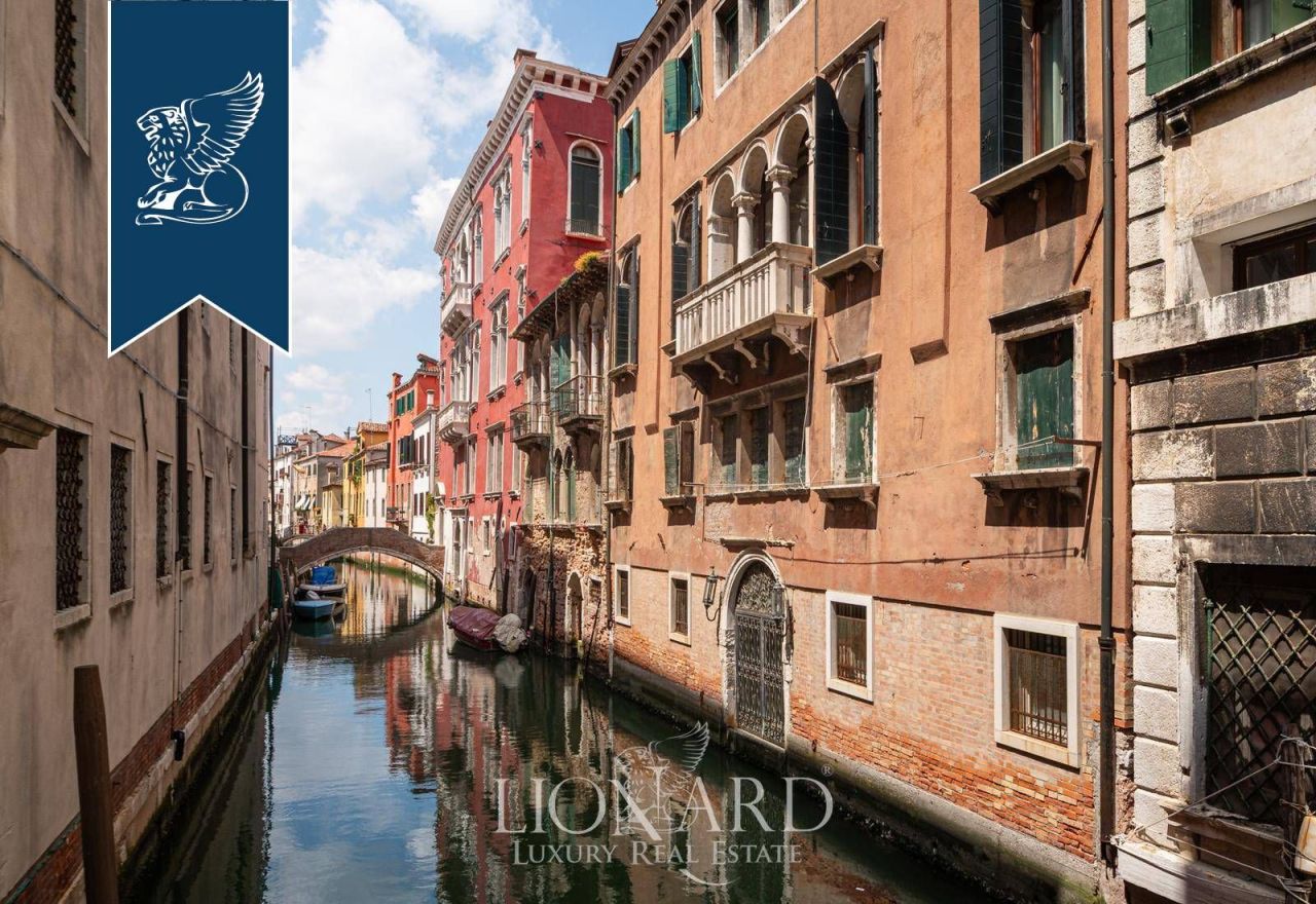 Апартаменты в Венеции, Италия, 250 м² - фото 9