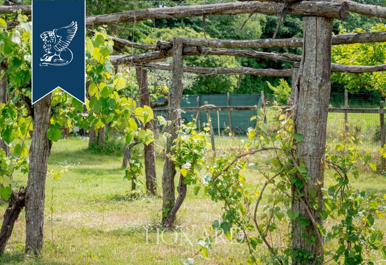 Вилла в Беневенто, Италия, 360 м² - фото 10