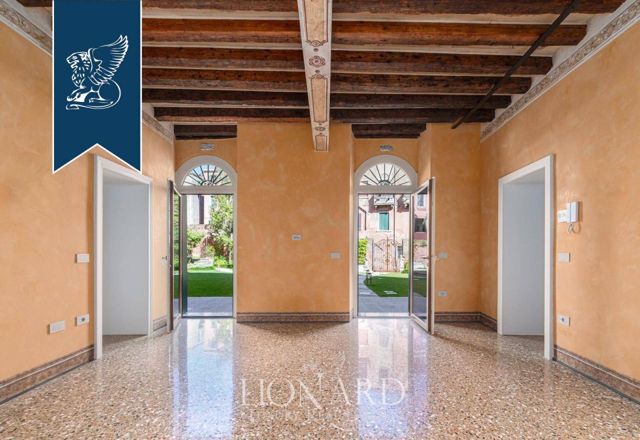 Апартаменты в Венеции, Италия, 240 м² - фото 11