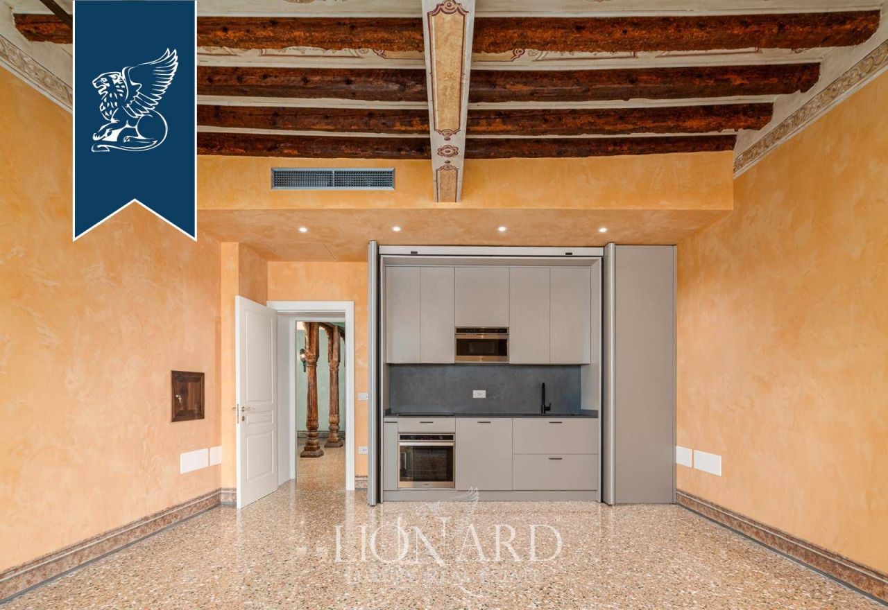 Апартаменты в Венеции, Италия, 240 м² - фото 12