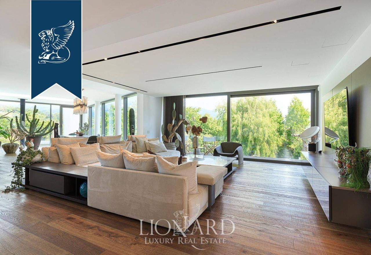 Вилла в Комо, Италия, 700 м² - фото 13