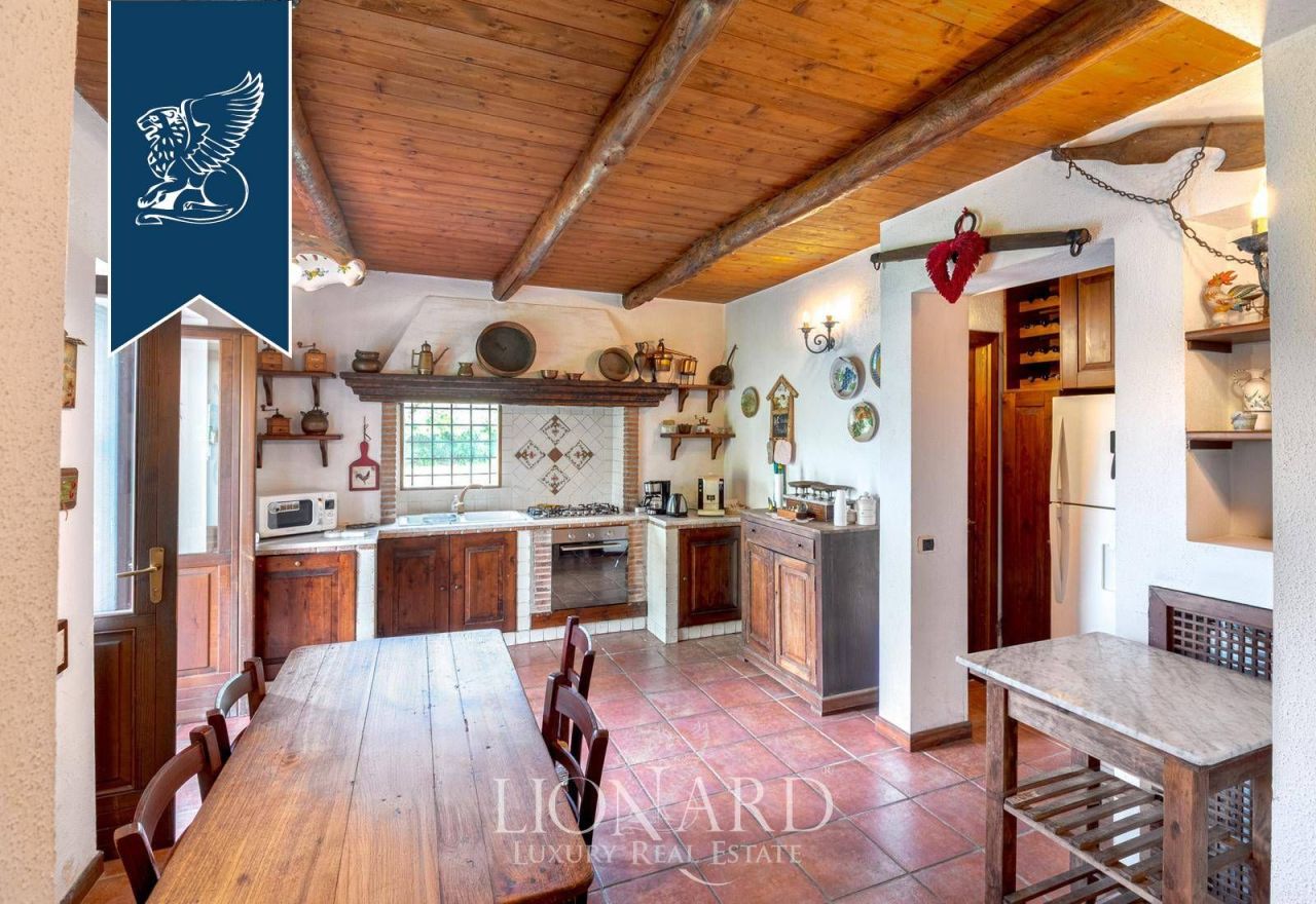 Вилла в Беневенто, Италия, 360 м² - фото 14