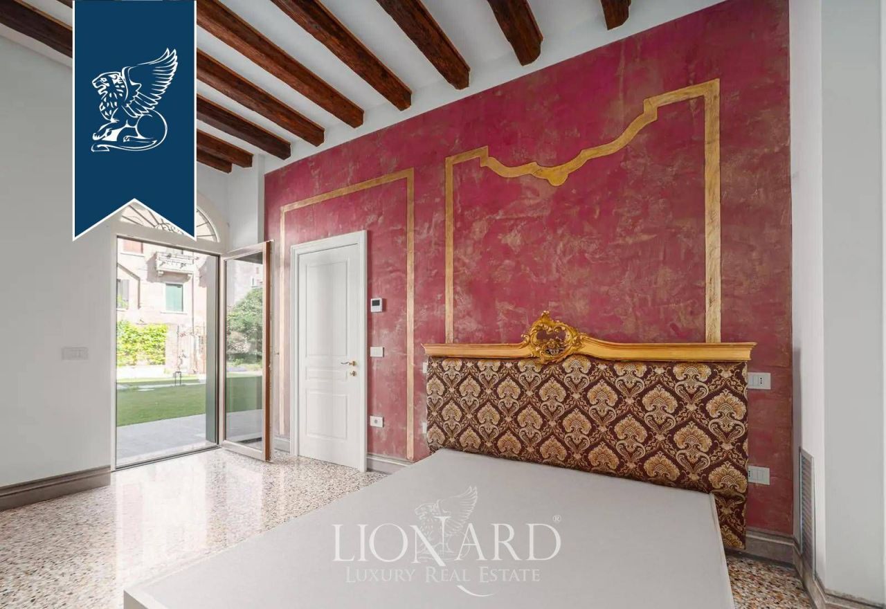 Апартаменты в Венеции, Италия, 240 м² - фото 16