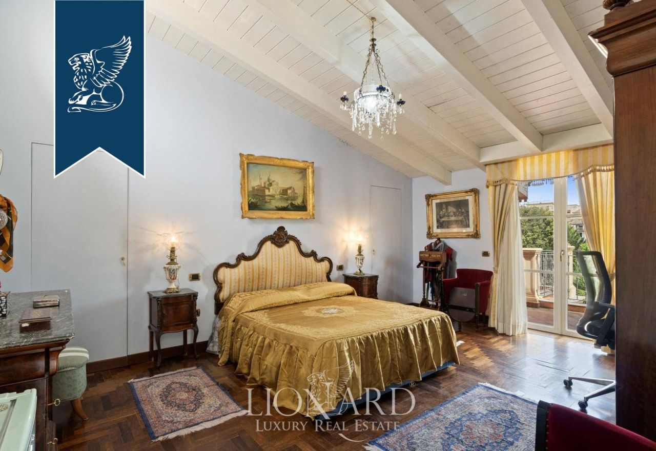 Дом в Казерте, Италия, 1 200 м² - фото 16