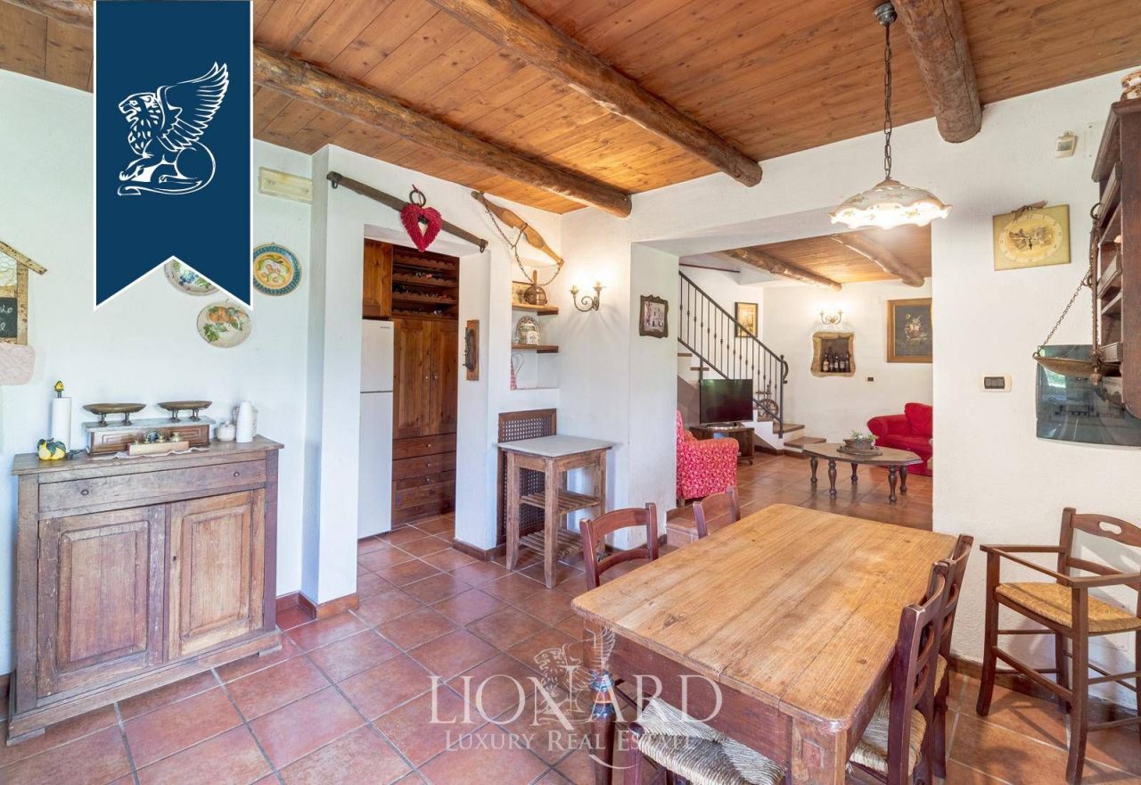 Вилла в Беневенто, Италия, 360 м² - фото 17