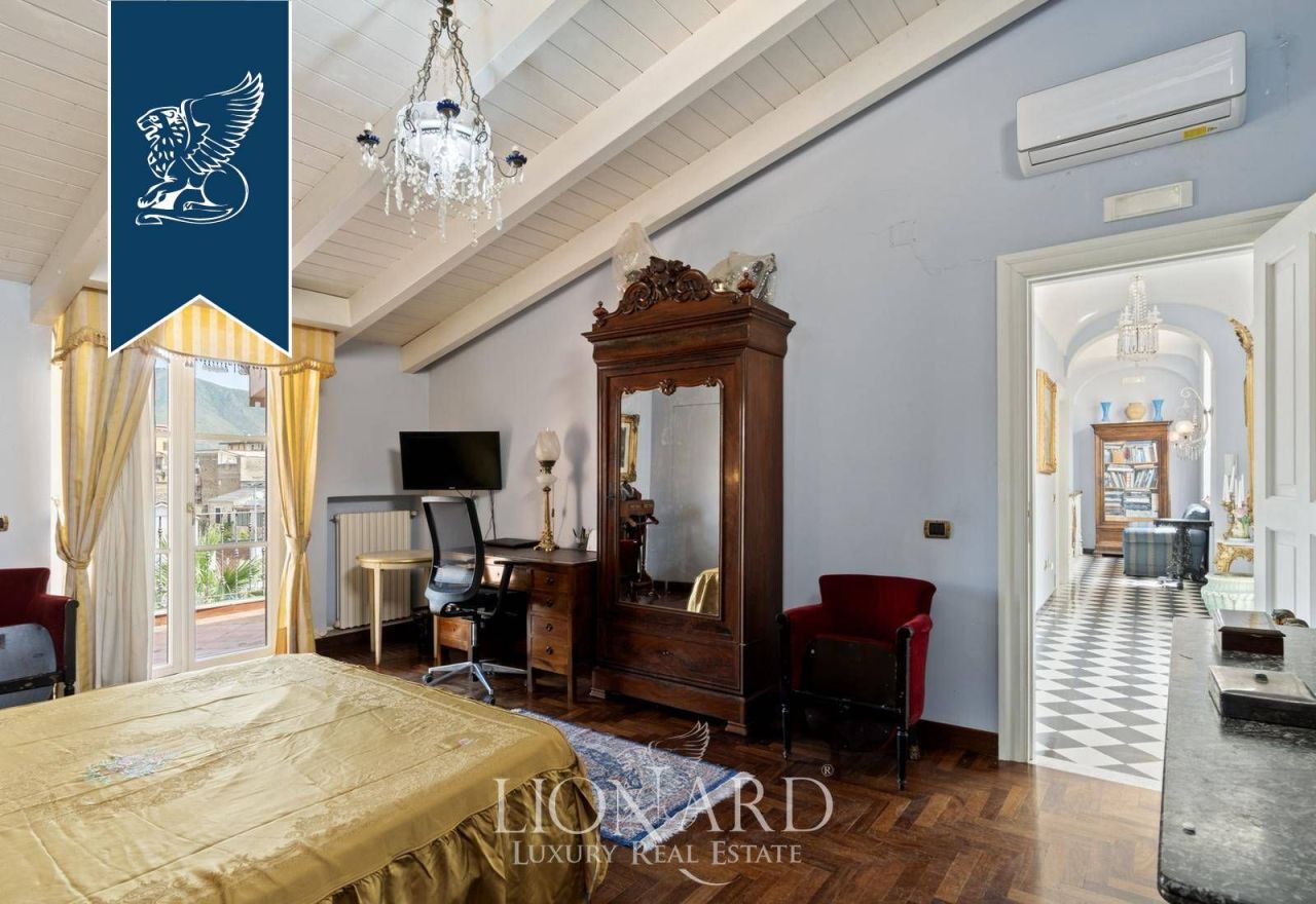 Дом в Казерте, Италия, 1 200 м² - фото 17